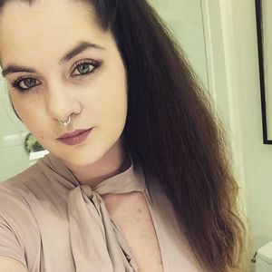 Meet your Posher, Sevgi